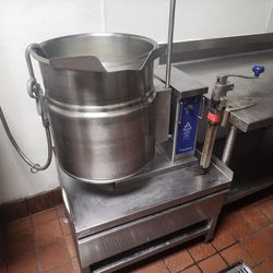Commercial Restaurant Electic Tilt Skillet Tilting Kettle by Cleveland