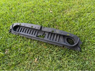 20-23 Sierra 2500 HD Engine Air Intake-Air Baffle