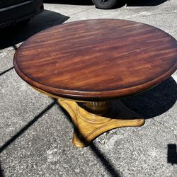 48” Round Table With Built In Leaf