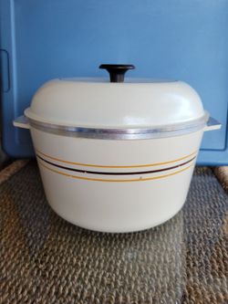 Vintage REGAL WARE 8 Qt. Cast Aluminum Non-Stick Dutch Oven / Stock Pot With Lid