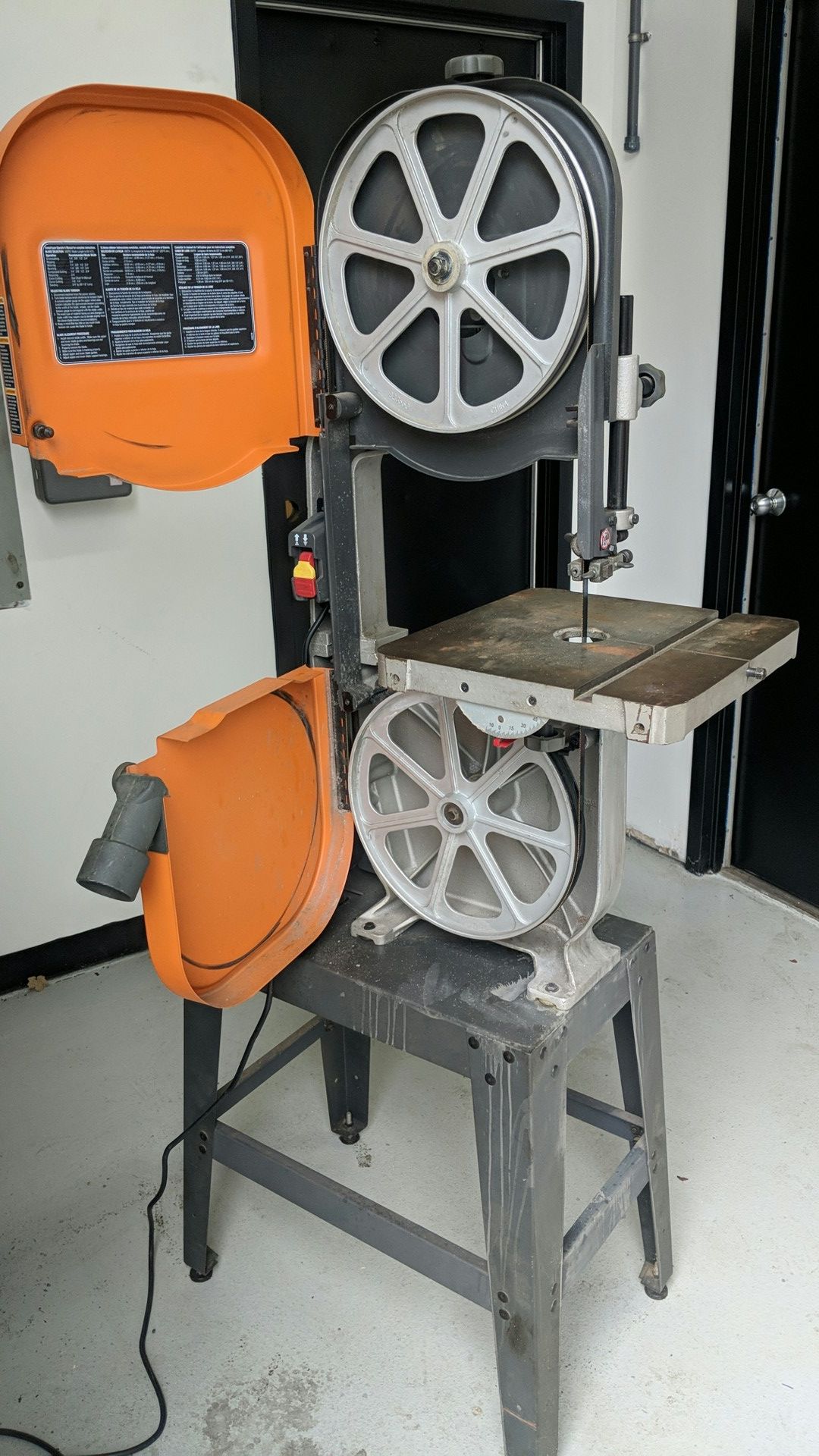 Ridgid 14" industrial band saw for Sale in Raleigh, NC OfferUp