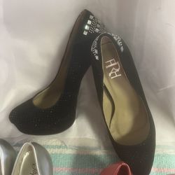 Shoes Size  Black Heels 81/2 , Black Diamonds 7, Gold 6 , Pink 6 , Silver 6.5 , Red Size 10