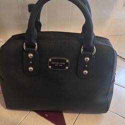 Authentic Michael Kors Sabine Leather Bag Light Use