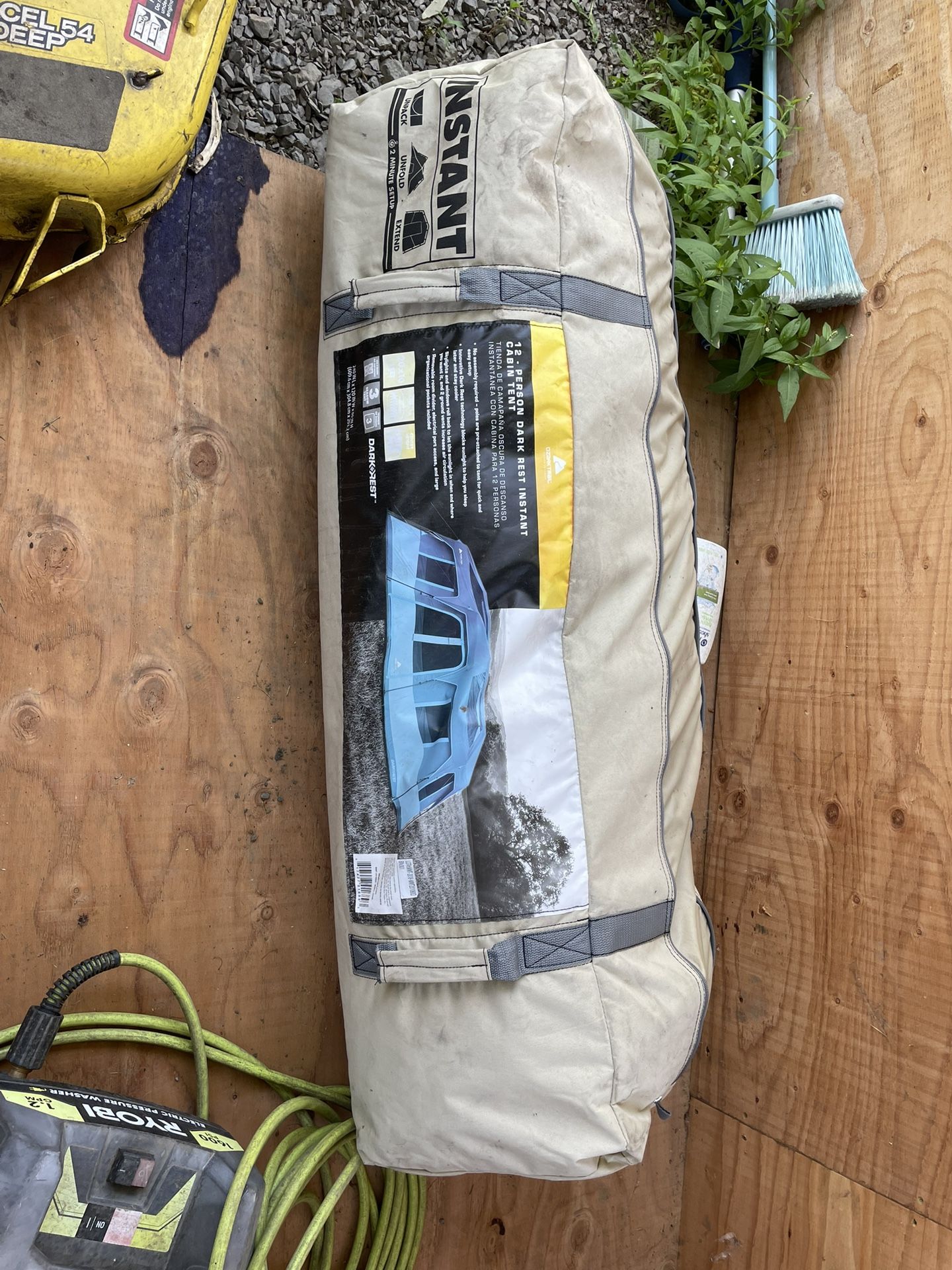 12 Man Tent