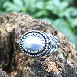 Mother of Pearl Handmade Vintage Ring 926 Sterling Silver Size 8 