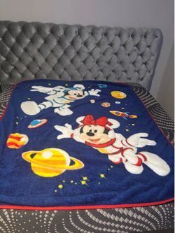 Mickey Mouse Blanket (73” x 58”)