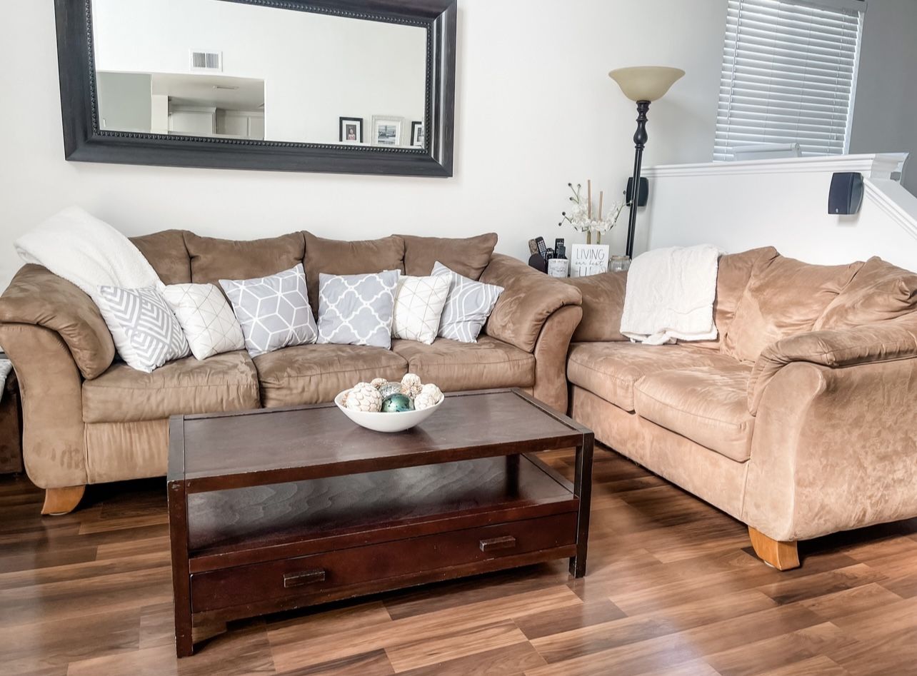 Coffee Table With Storage 