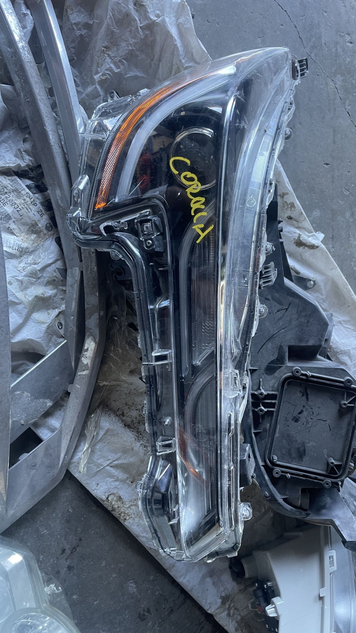 2020 2021 2022 2023 Toyota Corolla Headlight Right
