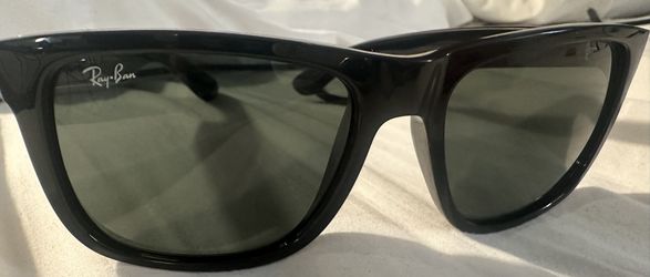 New men’s Ray-Ban Justin sunglasses 