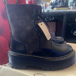Dr. Martens x LV