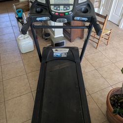 2.25 Hp Xterra Treadmill 