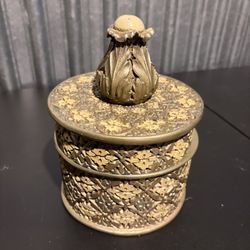 Cool antique-style decorative lidded urn Or Jar 