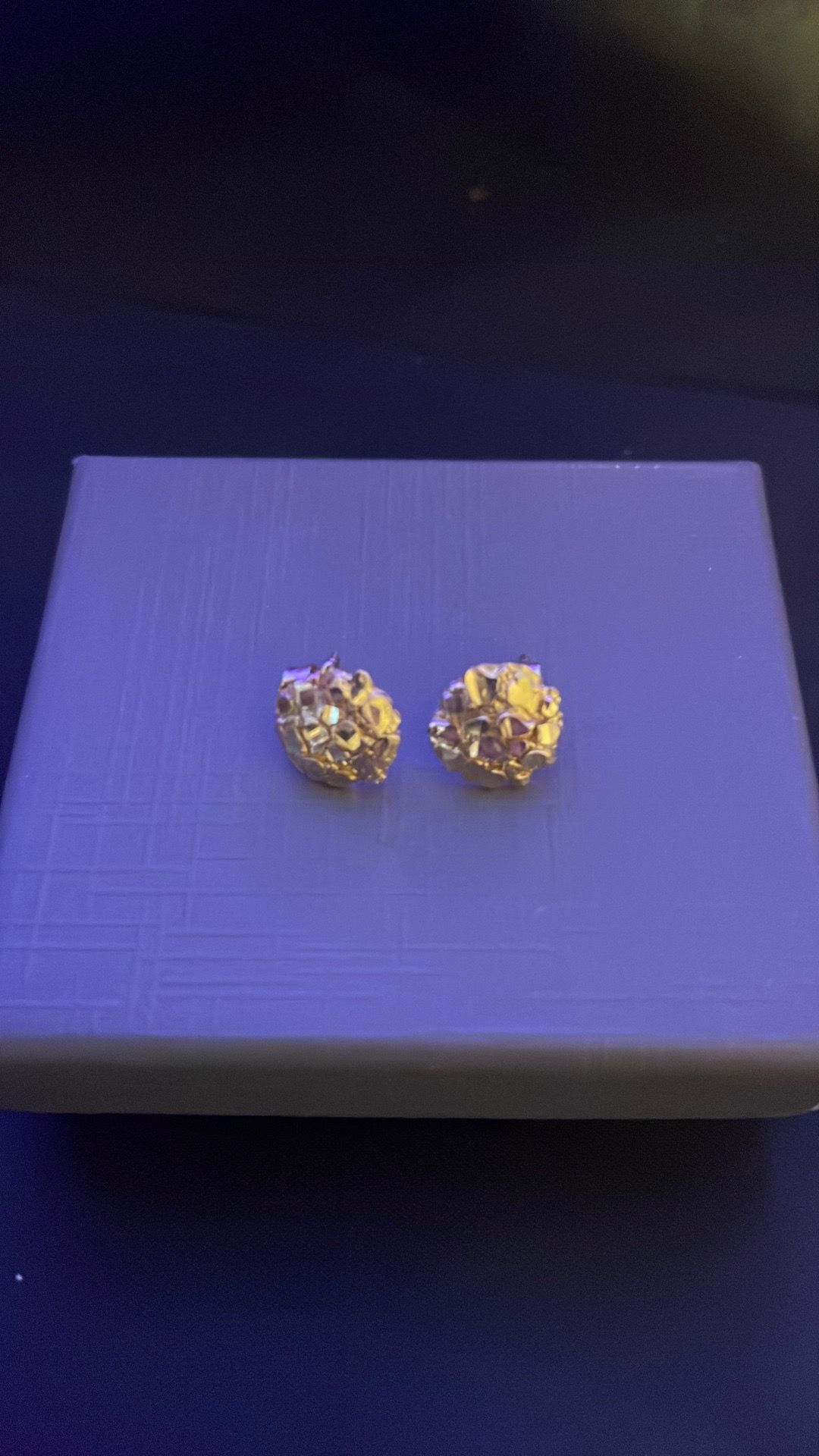 10k gold diamond cut earrings
