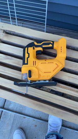 Jigsaw users dewalt18-20v batteries  new $80