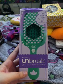 Limited Edition UNBrush Hairbrush (Disney Princess)