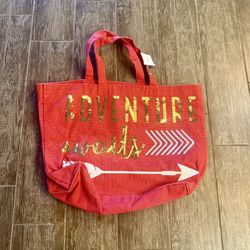 NWT Adventure Awaits Tote Bag 