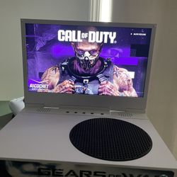 Xbox Series S With An Xscreen Addon