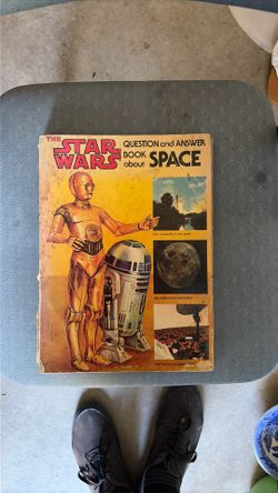 Vintage Star Wars coloring books , official collectors edition & question and answer book about space