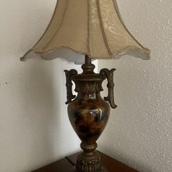 Bonita Lámpara $60