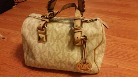 Bolsa michael kors original en muy buen estado
