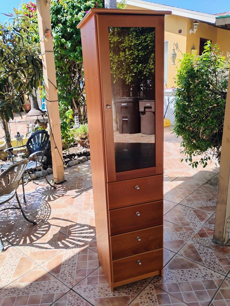 Cabinet Good Condition