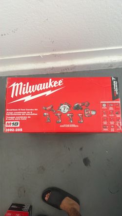 milwaukee M18 brushless 8 tool combo kit