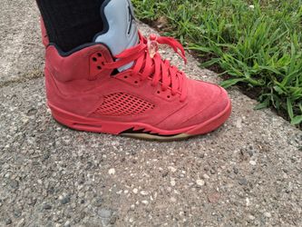 Red retro 5 sudé mens 8 and half
