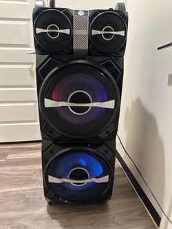 Big speaker bluetooth. karaoke with 2 microphones