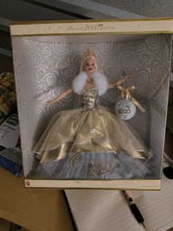 2000 Holiday Special Edition Celebration Barbie