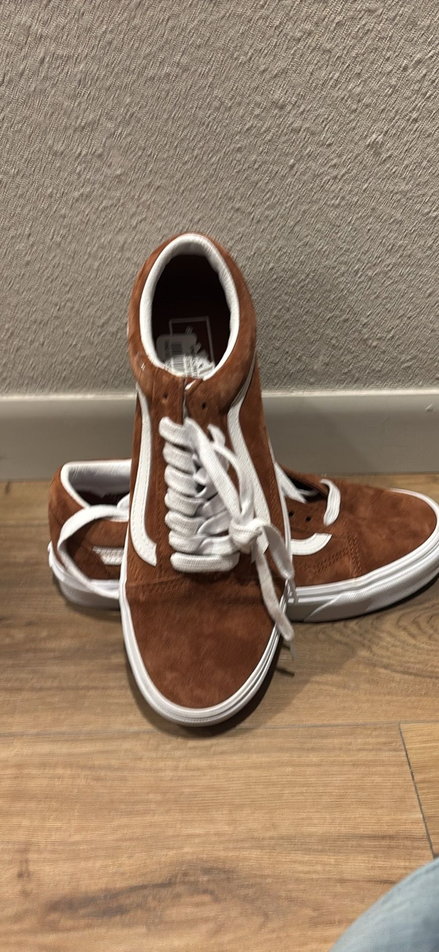 Suede Vans W9.5