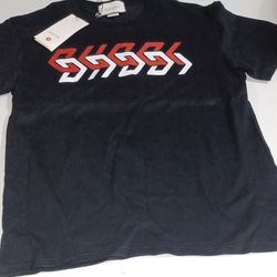 Gucci T-shirt