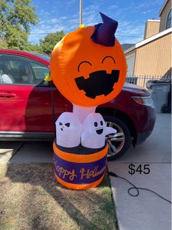 Halloween Inflatable Pumpkin and Ghosts Decoration