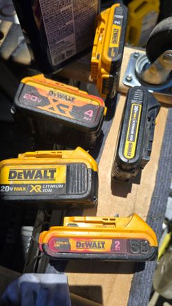 Dewalt battery  good conditions