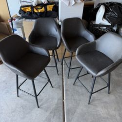 4 Bar Stools