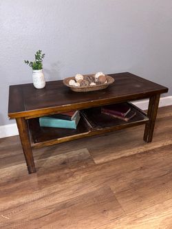 Rustic Coffee Table (can be used as-is or project)