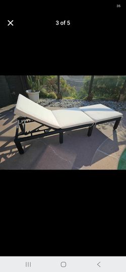 Patiojoy Woven Chaise with Fitted Pad - Like New