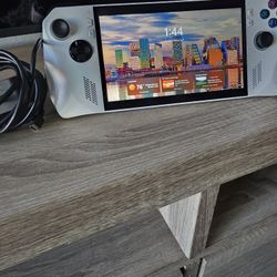 Asus rog Ally z1 Extreme*great condition*