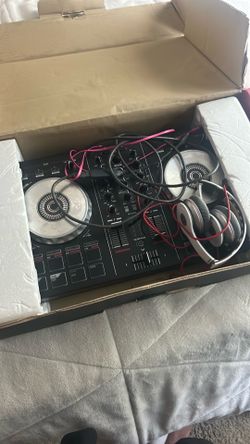 Pioneer dj board