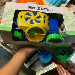 Bubble Mower With Bubbles