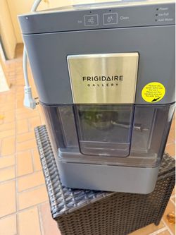 Frigidaire Gallery  Ice Maker see remarks