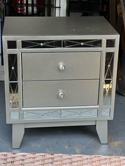 (1) Mirrored Champagne Nightstand or side table 23.5x16.5 h 26.5