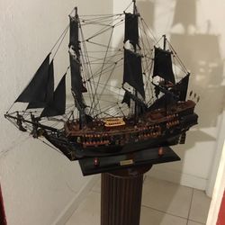 Pirates Of The Caribbean Pirate Ship The Black Pearl Model 
