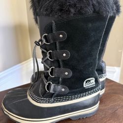 Black Sorel Women’s Boots
