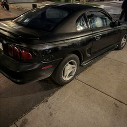 1998 Ford Mustang