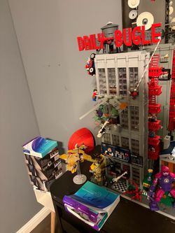 Daily bugle Lego set