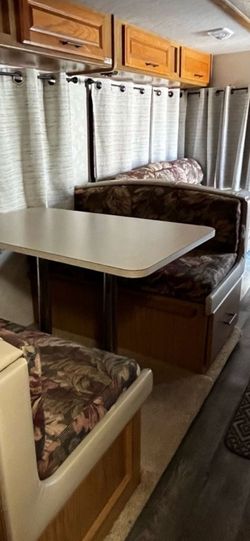 RV DINNETTE Table with Chrome Pedestal Legs , 2 Drawers, frame and Cushions