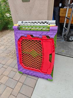 Play yard fence