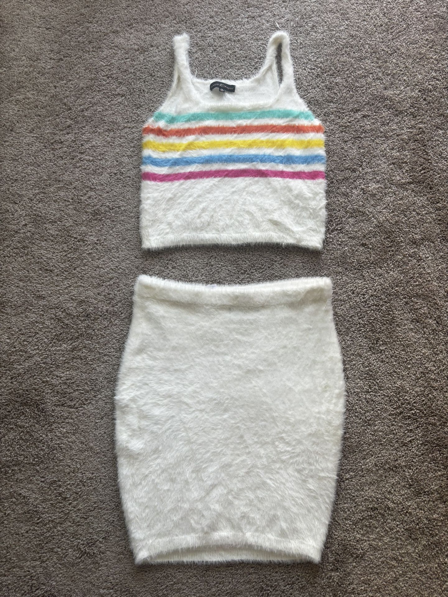 White fuzzy 2-piece set