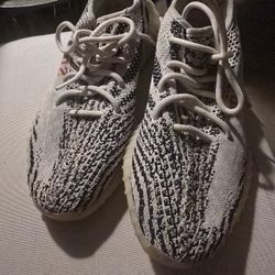 Yeezy Boost 350 Zebra
