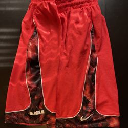 Get Ready For The Summer - 25 Pairs of Nike shorts $4 each